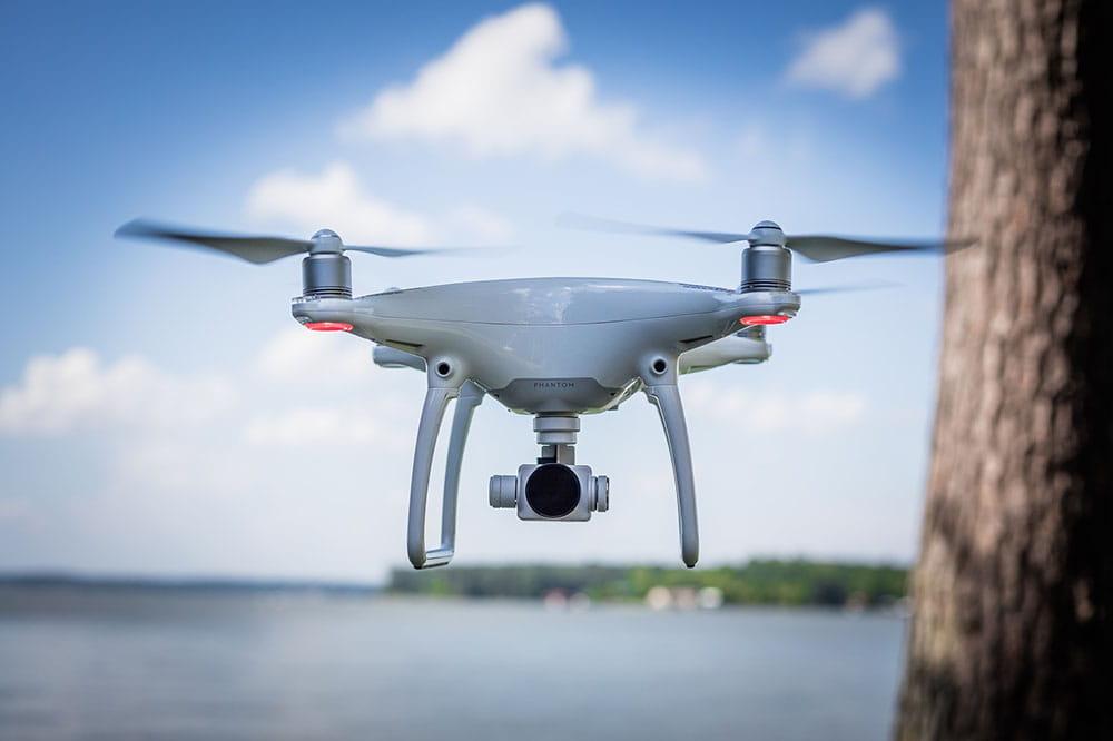 ¿Qué establece la legislación española en materia de drones y privacidad?
