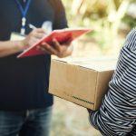 Multa a UPS por entregar un paquete a un vecino sin autorización del destinatario